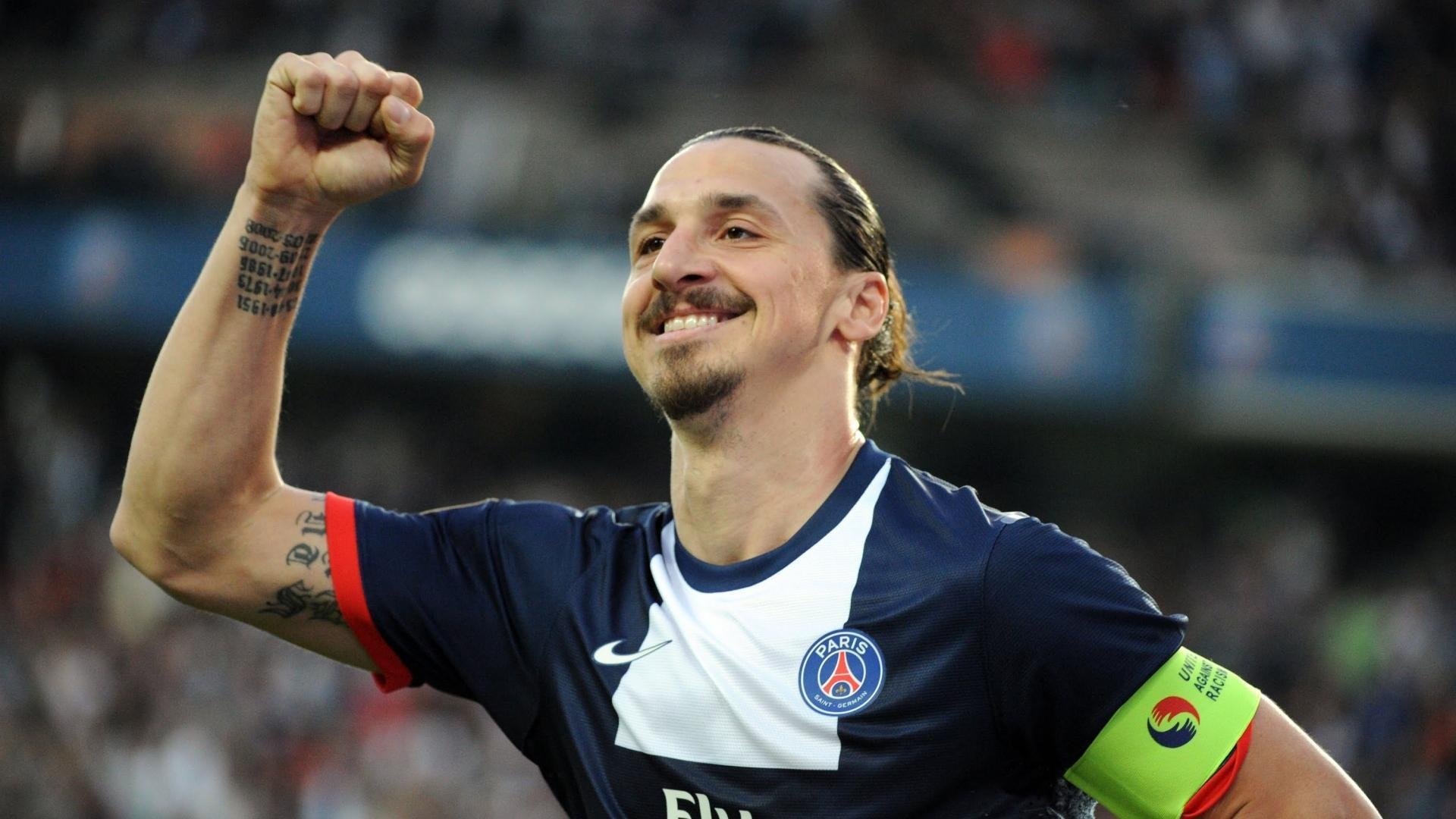 “全民全运”燃动新疆—四季滑雪场迎客来