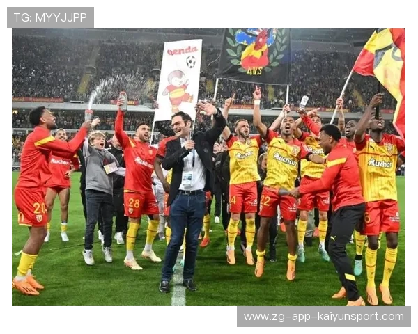 法甲球迷文化日益繁荣，现场氛围火爆，球迷网法甲